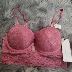 Marilyn Monroe bra